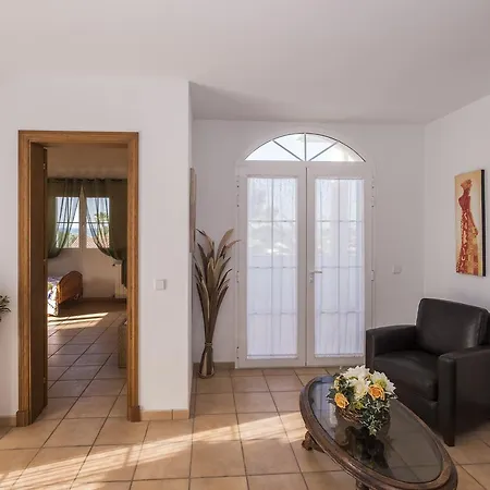 Alaris Villa Es Migjorn Gran